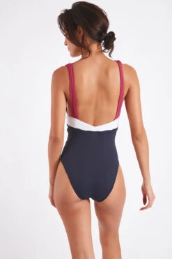 Maillot De Bain Une Pièce Bleu Marine ALAMEDA TAMARINDO -Joli Vetement 22e alameda tamarin 14h06 dos