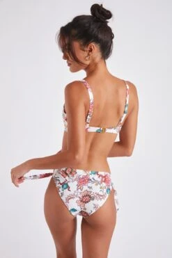 Maillot De Bain 2 Pièces écru Banua & Juste Erlea -Joli Vetement 22e banua c erlea zhc11 juste erlea zhc11 dos