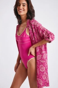 Chemise De Plage Fuchsia Imprimé Indien NOLIE VOILJAYERA -Joli Vetement 22e nolie voiljayer zhi53 dev3