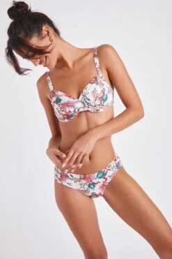 Maillot De Bain 2 Pièces écru Saskia & Stael Erlea -Joli Vetement 22e saskia c erlea zhc11 stael erlea zhc11 dev2